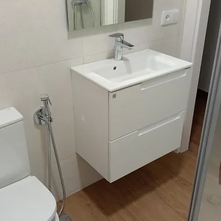 La Aldea 3 , Centro De * Comillas