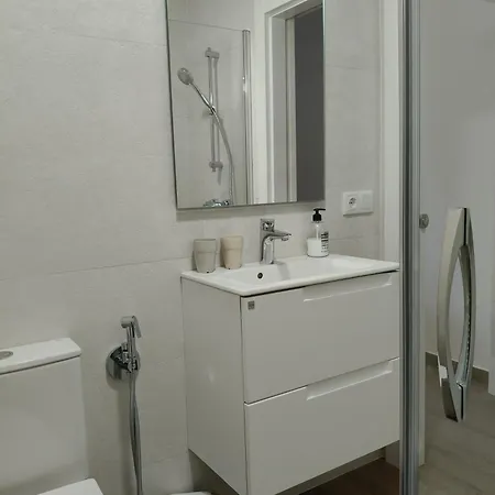 La Aldea 3 , Centro De * Comillas